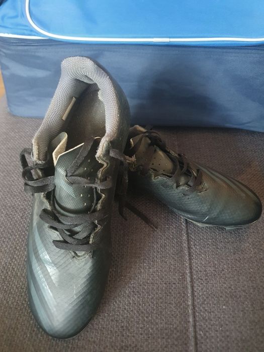 Vând ghete Adidas Nr 40