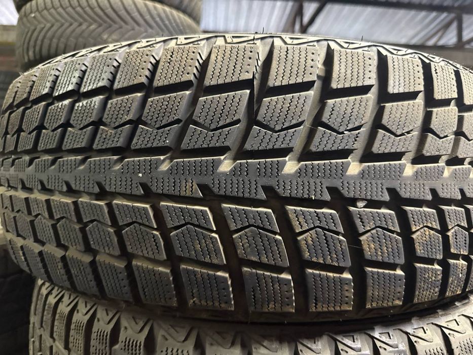 Зимние автошины Ling Long 235/55R19 Ice 15