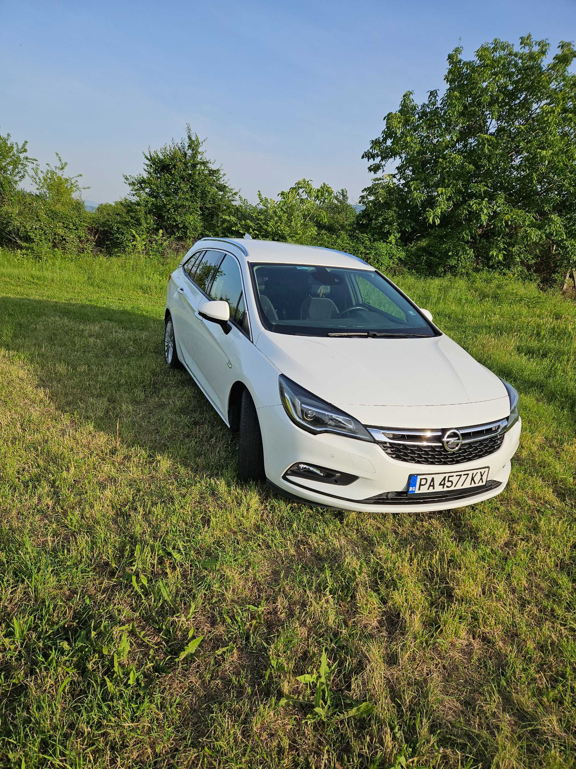 Продавам OPEL  ASTRA K