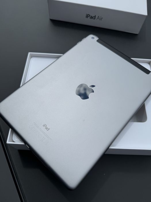 Ipad 5th generation wifi cellular 32gb