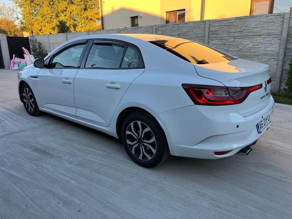 Renault Megane 4 1.6 16v benzina cu gpl