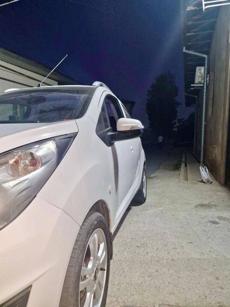 Chevrolet Spark 2015 MT (Ideal,2-pozitsiya)