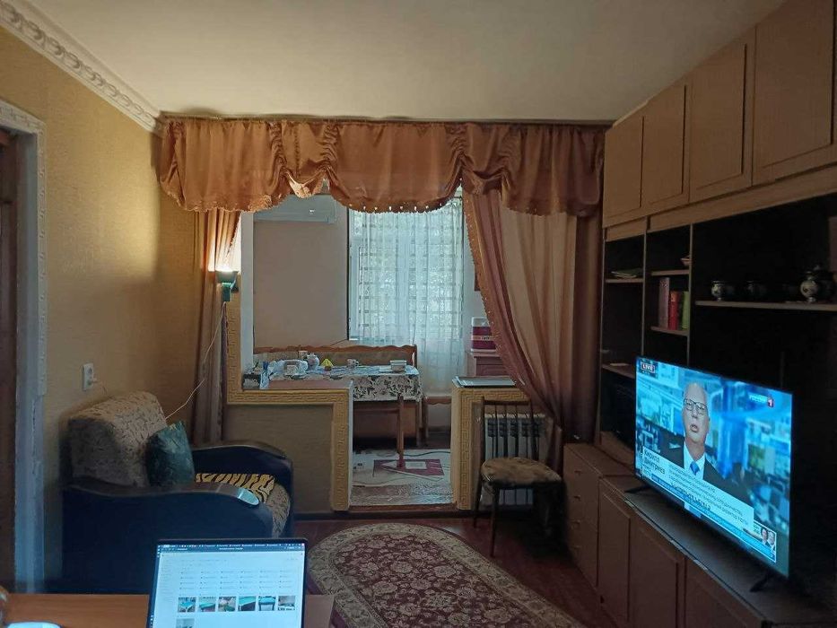 Продается 2-х комнатная кв, Чирчик 4-мкр