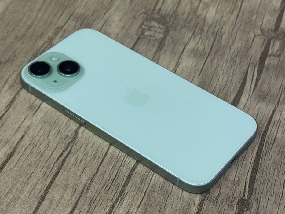 iPhone 15 128Gb Green