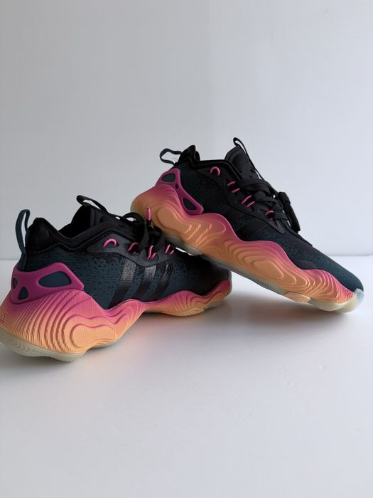 Adidas marimea 37 1/3 noi, originali