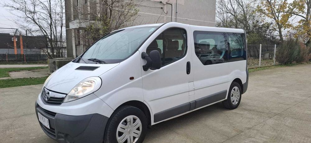 Opel Vivaro Grand Pansager 8+1/An 2012/Euro 5/2.0 D/AC/Navi/Imp Olanda