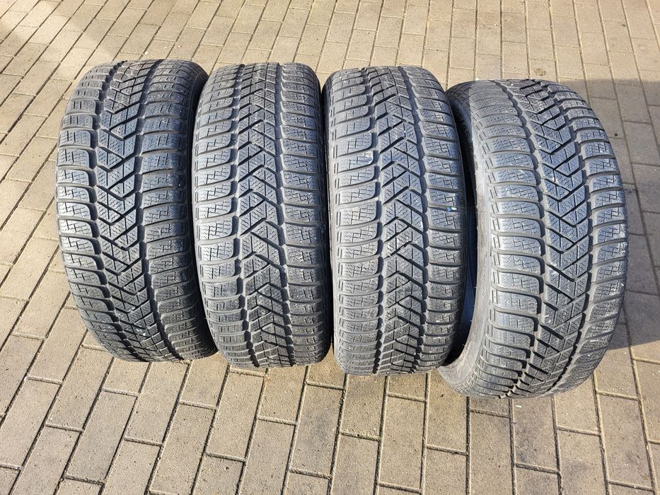 Anvelope 225 45 18 Pirelli M+S