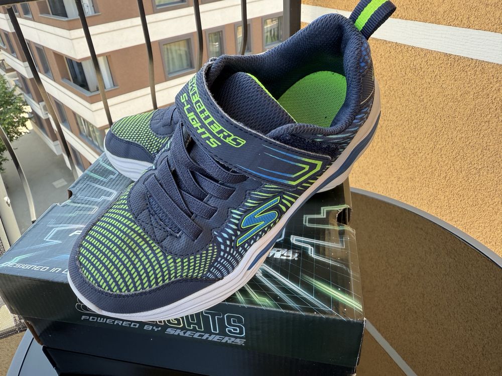 Хубави маратонки Sketchers