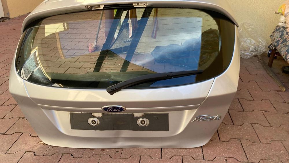 Haion ,grilă Ford Fiesta