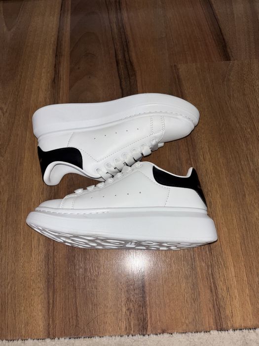 Alexander McQueen marimea 36 , noi fara eticheta , purtati odara