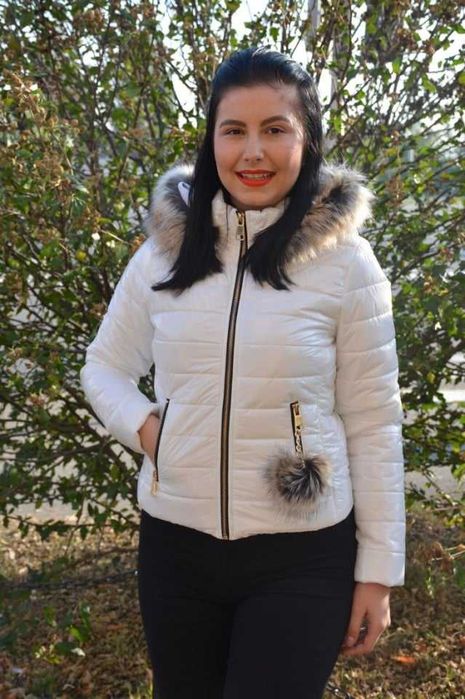 Jacheta Vera casual ,scurta cu aspect lucios