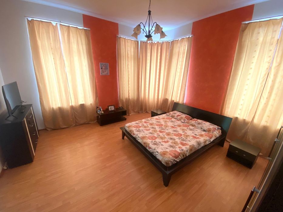 Casa de vanzare zona centrala