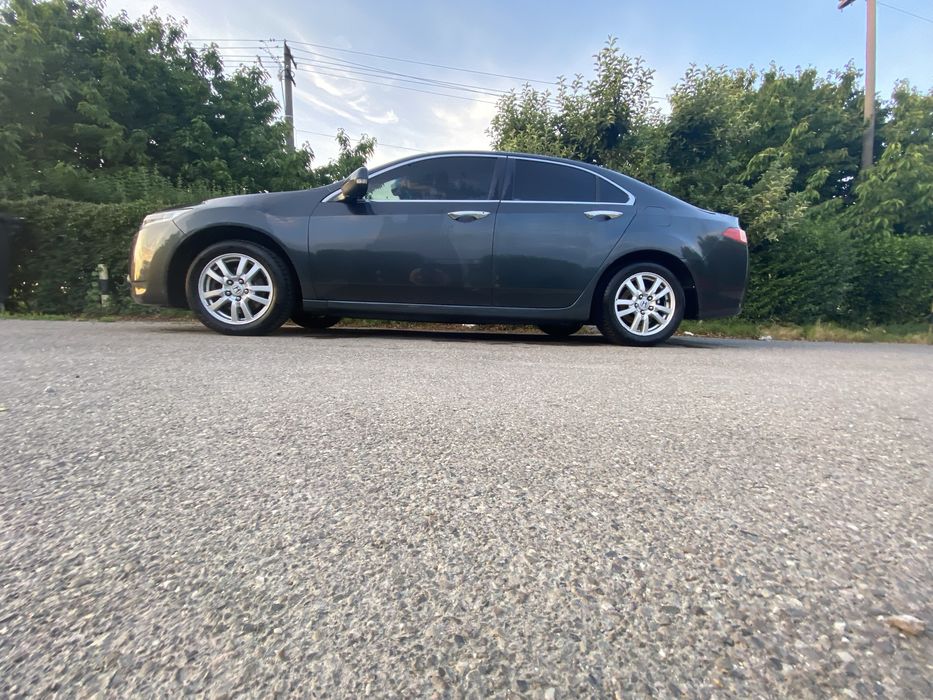 Honda Accord CU1 2012 benzina manuala