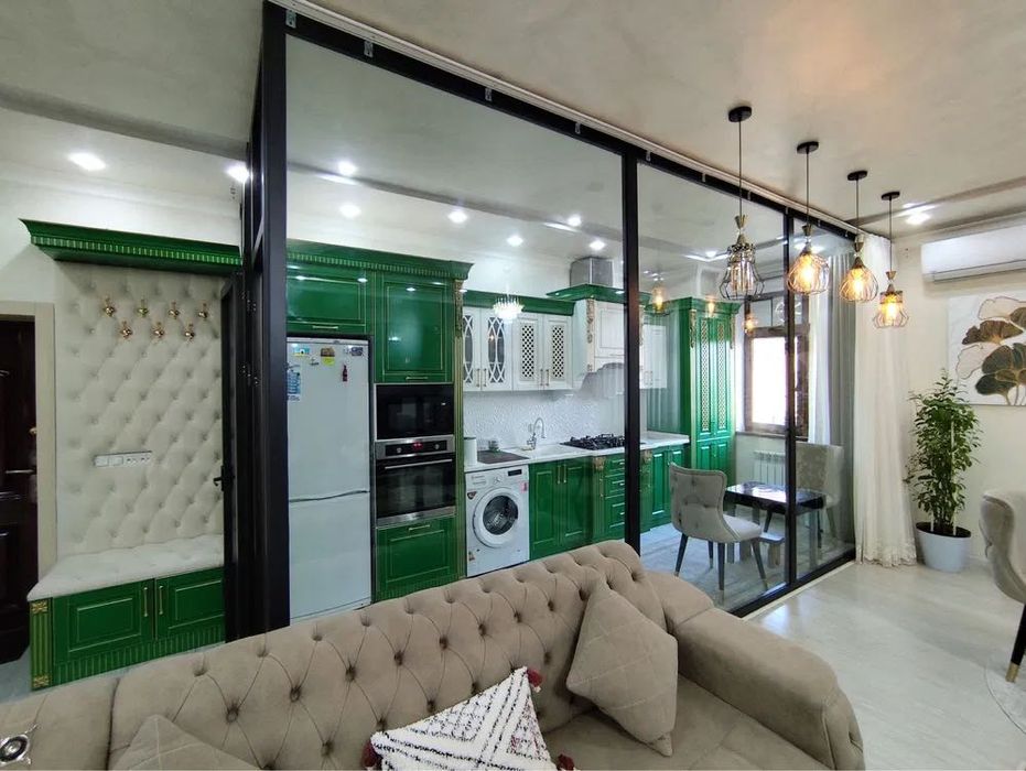 Квартира
 3/5/9 Шайхантахурский район 
Ориентир Гульзор Плаза