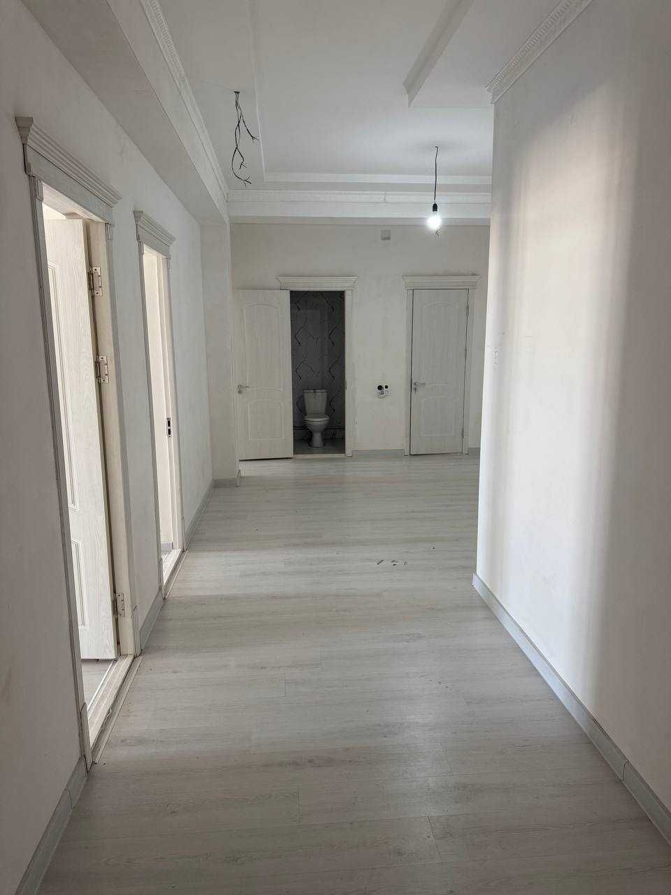 Продается новостройка Арт Хаусе 4/4/10 кв.м 130 цена 127000