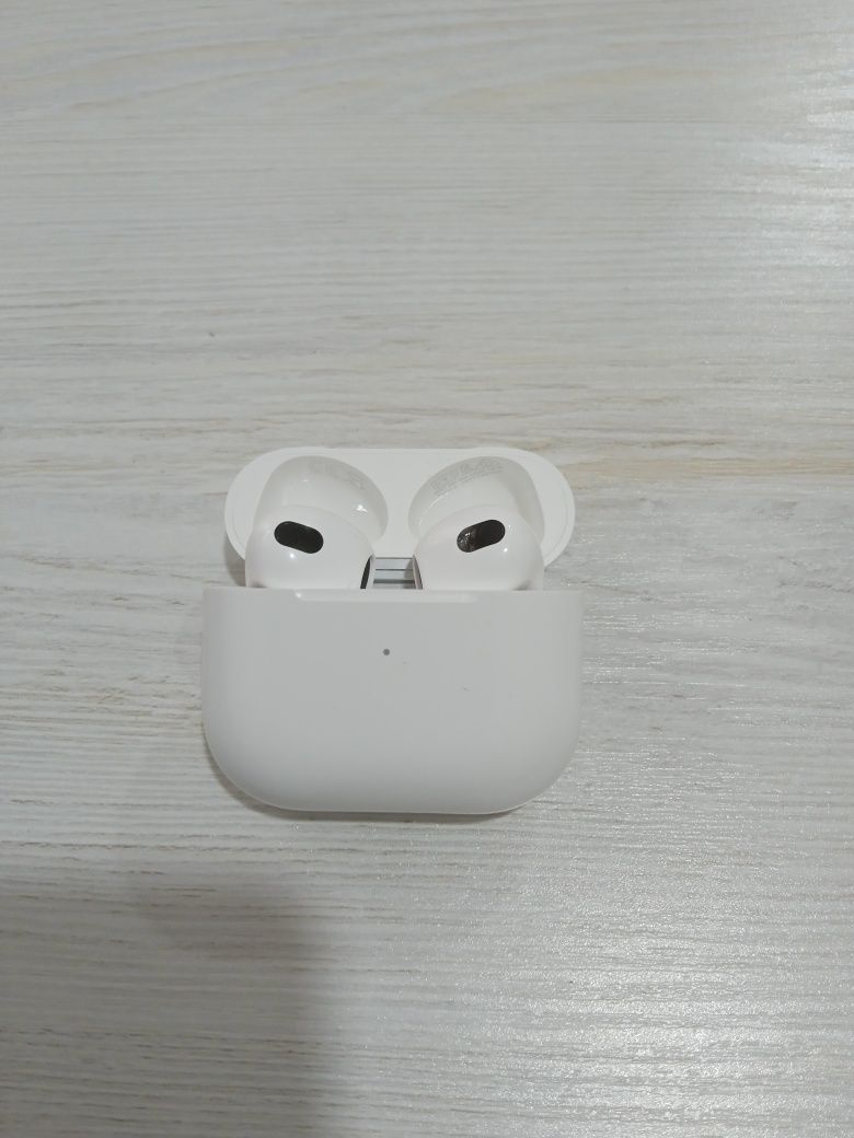 Продается airpods 3
