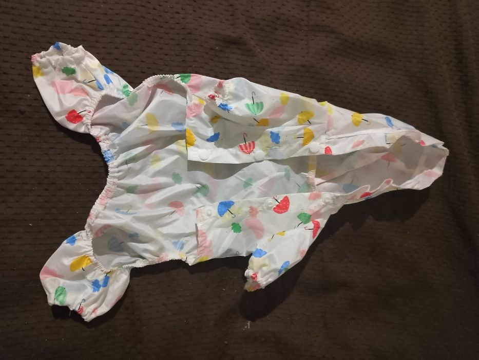 Дрехи за кучета запазени