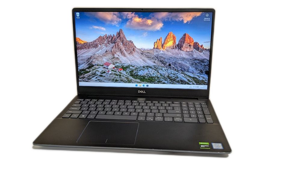 Dell Vostro 7590 15.6'' 1920x1080 i7-9750H 16GB RAM 512GB SSD GTX 1650