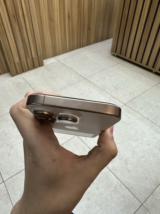 iphone 16 pro desert 128 gb 93%