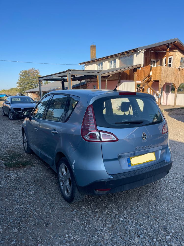 Dezmembrez renault grand scenic 1.6
