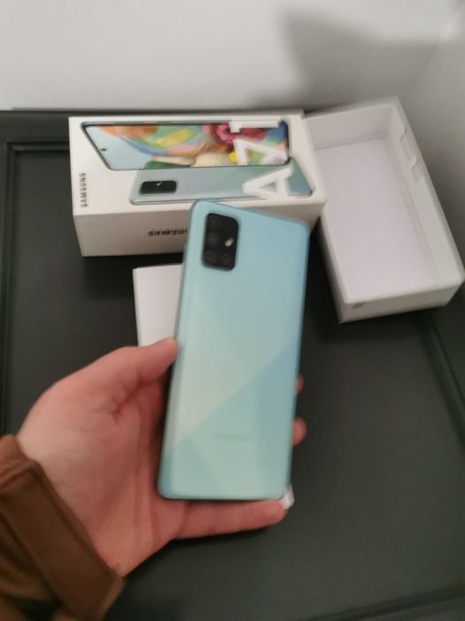 Продавам Samsung Galaxy A71