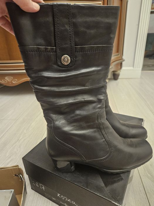 Продам женские демисезонные сапоги, российского производства