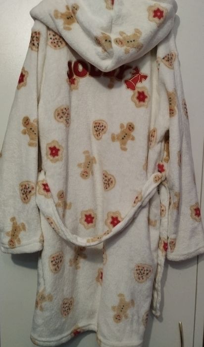 Пухкав коледен халат 9-10 г.
