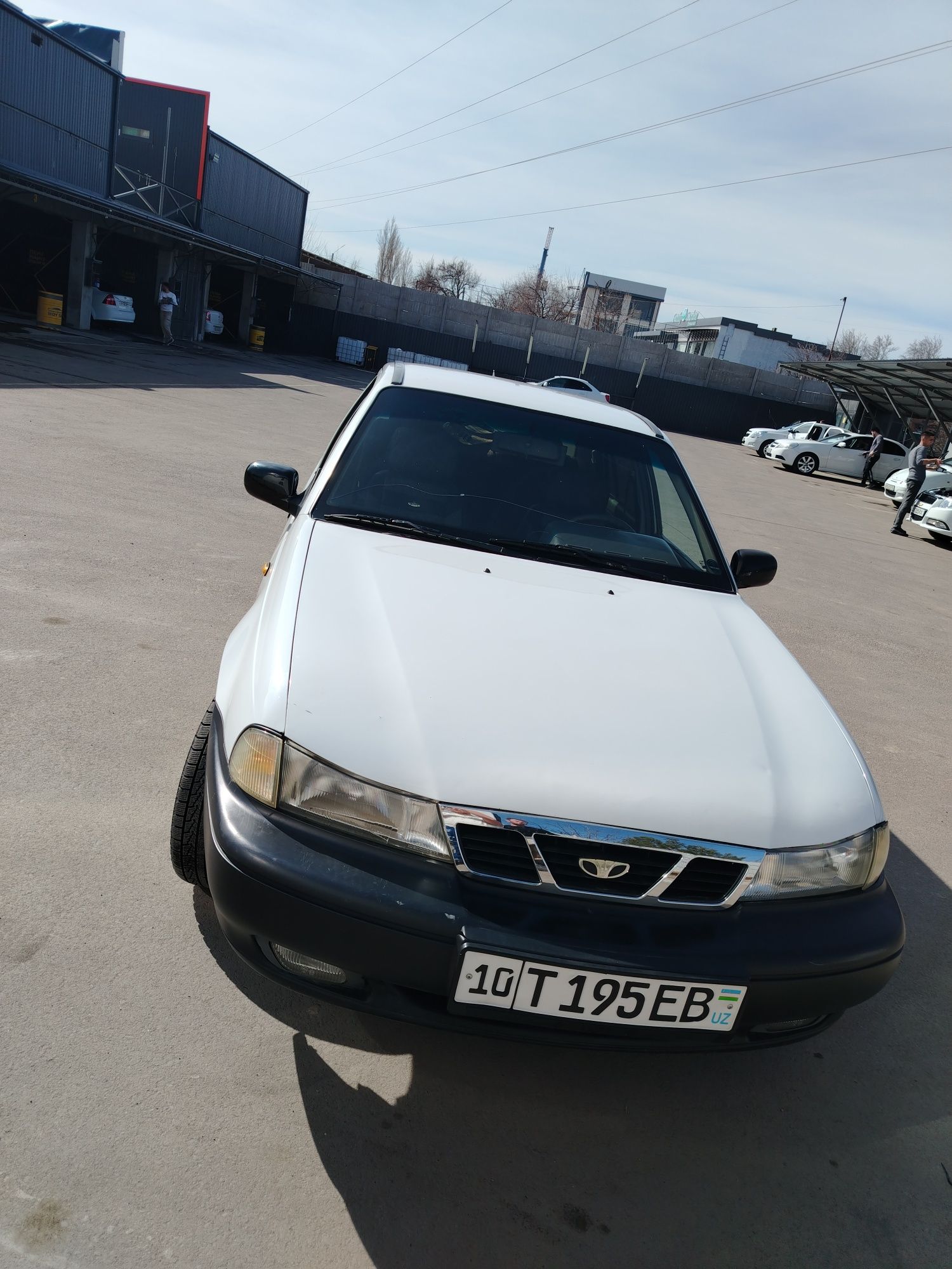 Neksiya dons 1.5 2008 yil