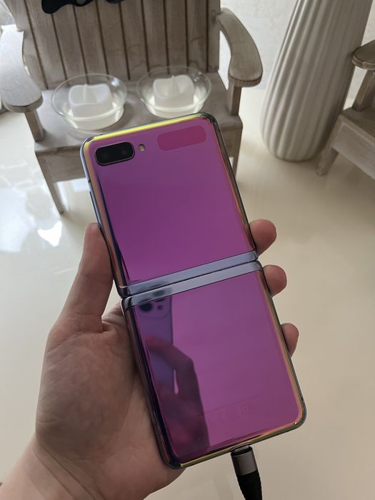 Самсунг Zflip