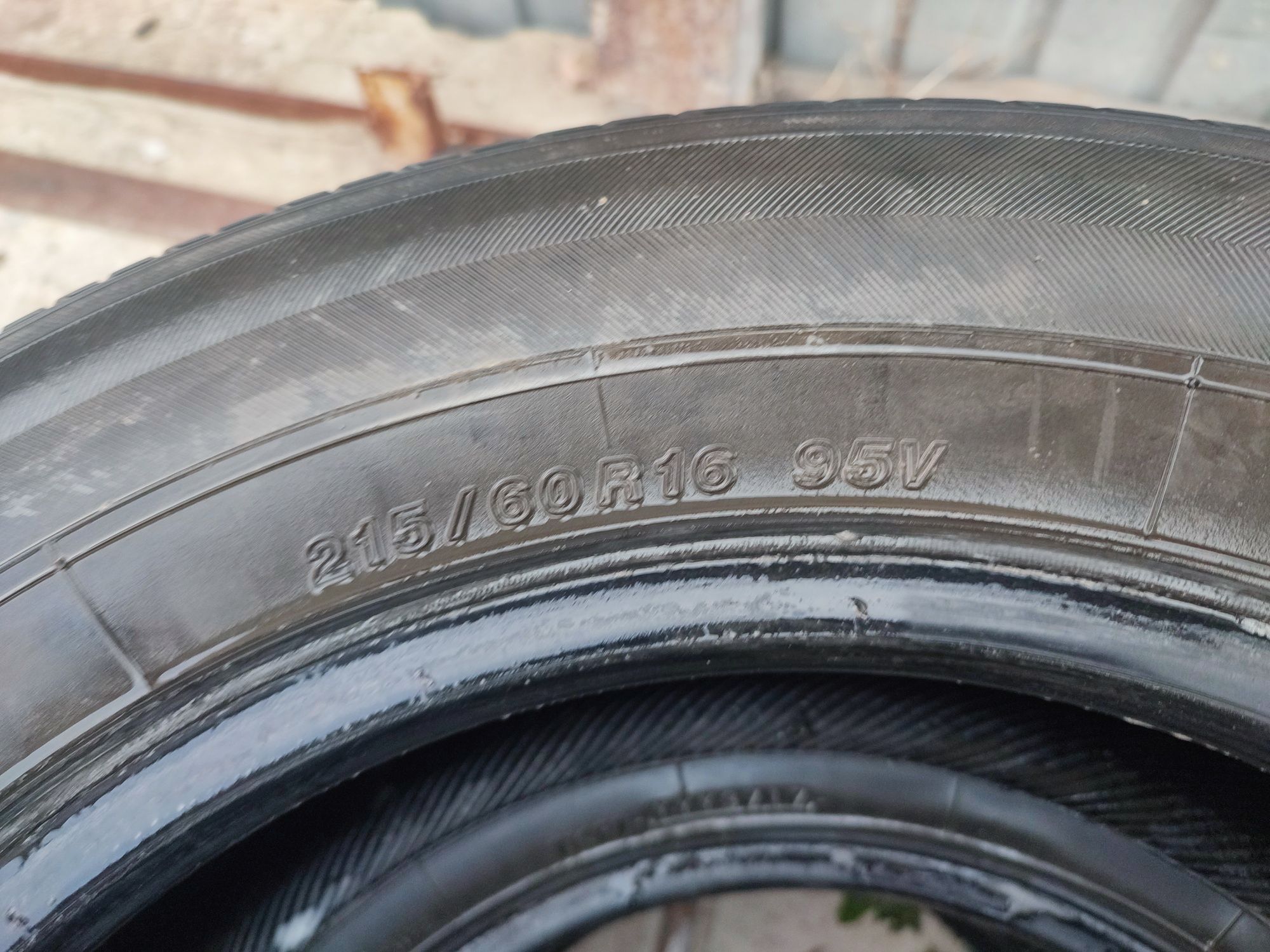 Шины 215/60/R16 две шт