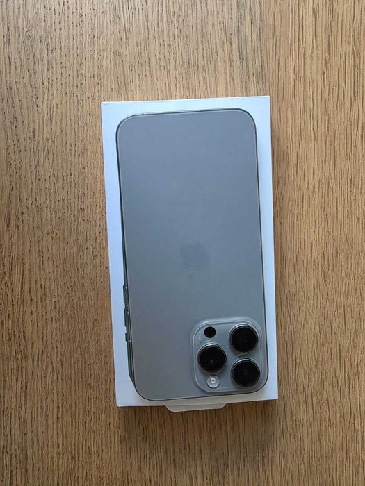 iPhone 15 Pro Max 256gb - Natural Titanium