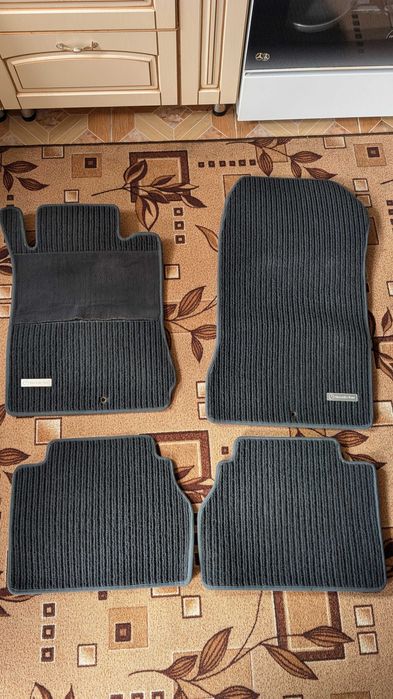 Коврики б/у Mercedes W210 (Е - класс)