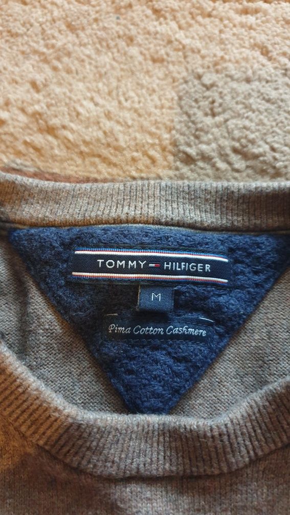100% оригинален Пуловер Tommy Hilfiger