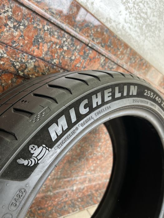 Donali michelin balon sotiladi 255/40/19