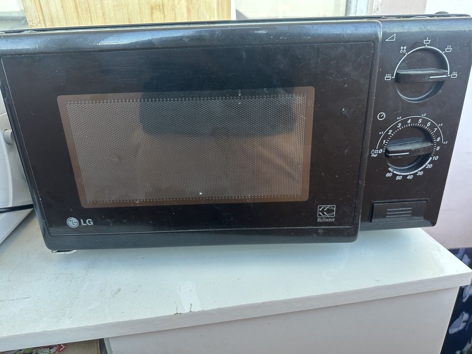 Микровълнова LG