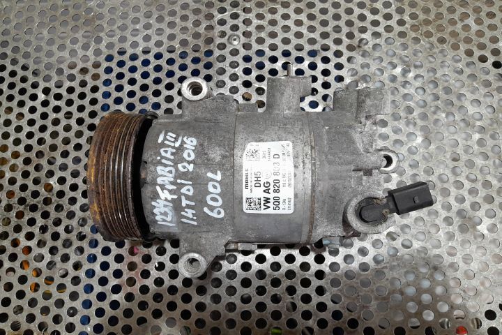 Compresor AC 5Q0820803D 5Q0820803D Skoda Fabia NJ [2014 - 2018] Hatch