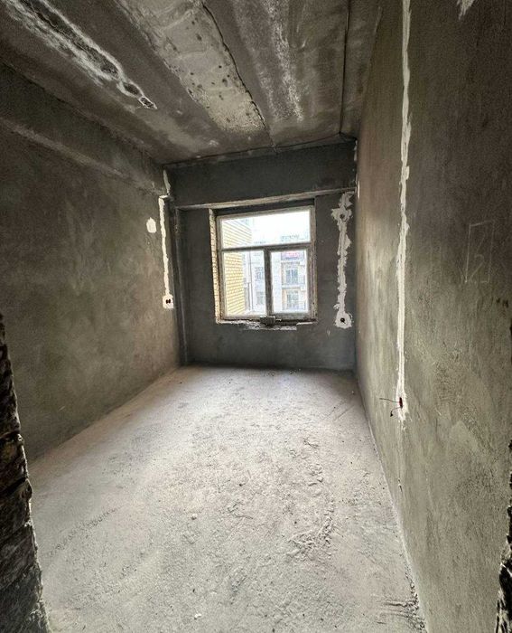 4-х комнатная в ЖК «Poytaxt» коробка -проведена электрика   ID: 4277