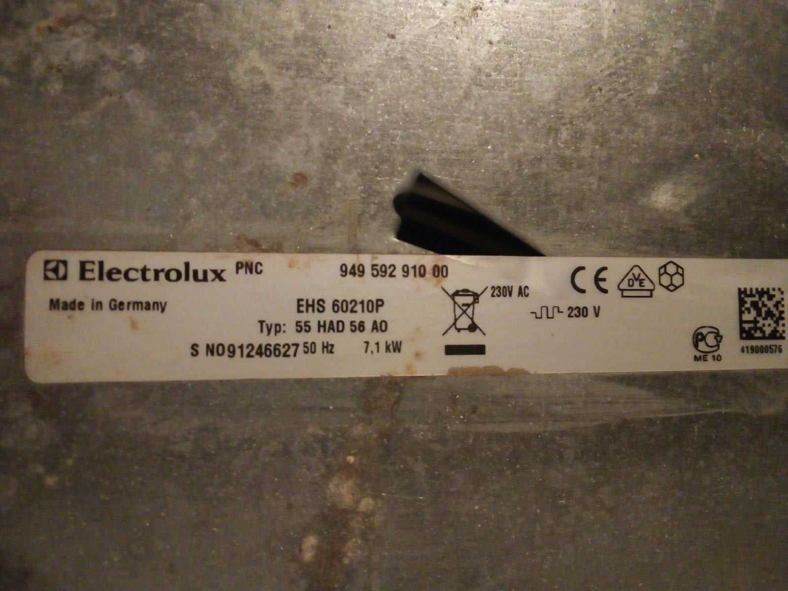 Котлони от стъклокерамичен плот Electrolux (Електролукс)