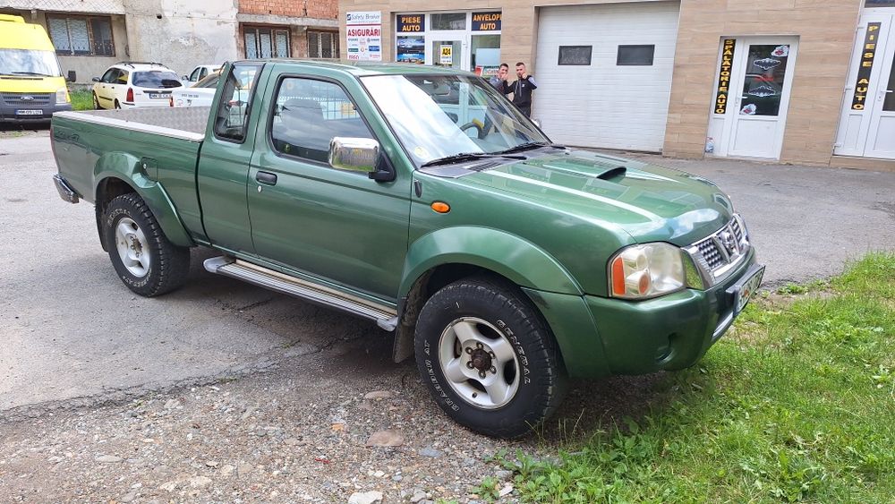 D22 2.5 diesel 4x4 cu reductor