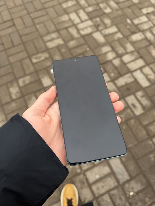 Продам Poco x5 pro 5g 256гб