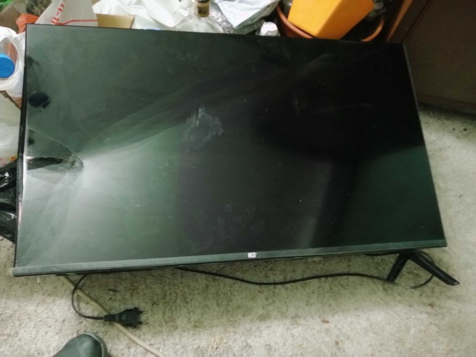 Телевизор Neo 32"- за части