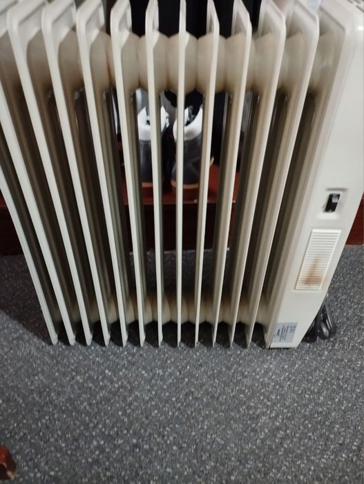 Масляный обогреватель Midea — 13 секций — 2400W + вентилятор