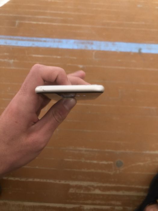 Iphone Se 2020 Oq rang