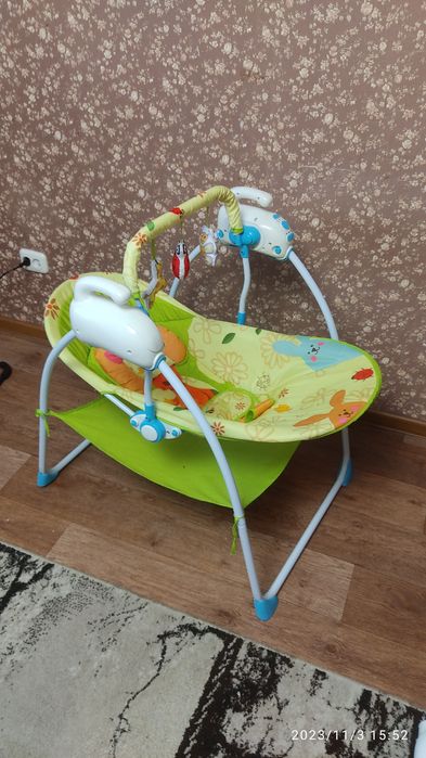 Продам детский шезлонг