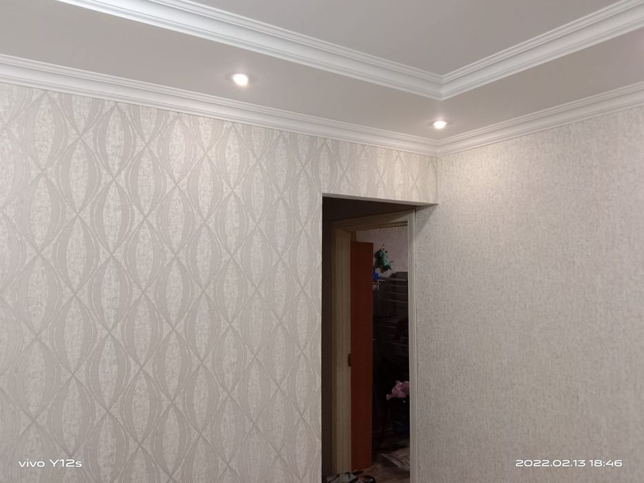 Поклейка обоев 600 тенге квадрат 1 рулон 6000 тенге