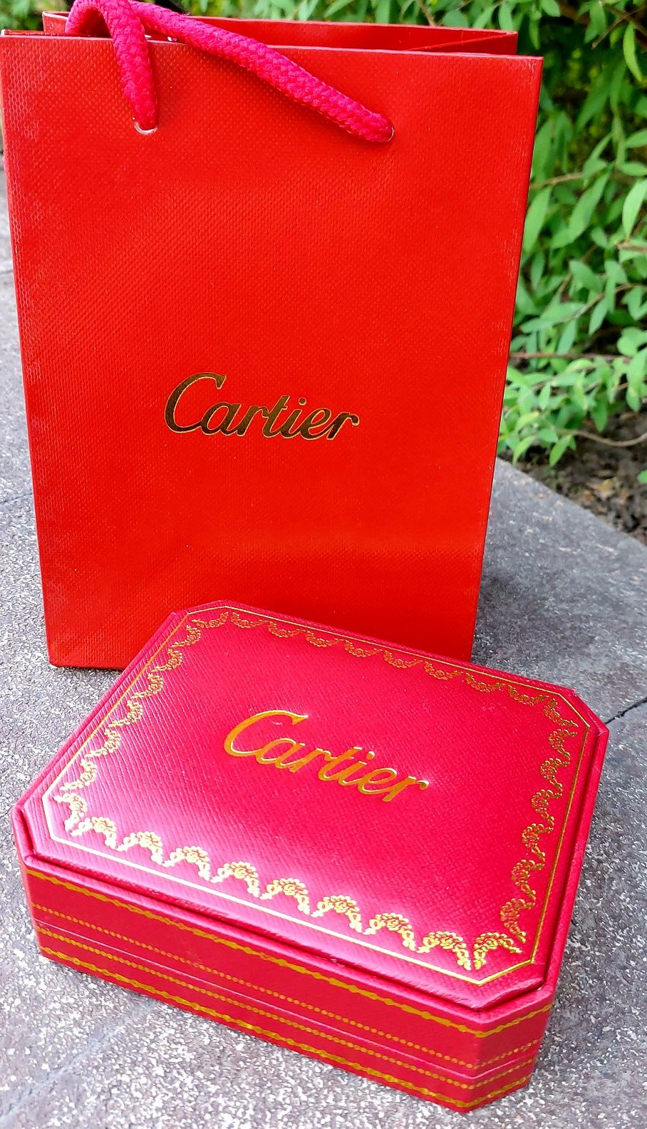 Золотой браслет Cartier Love. Браслет золотой Cartier