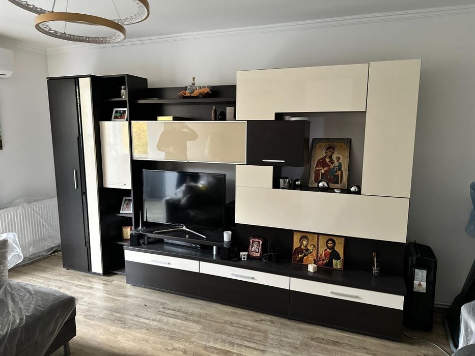 Mobila stare foarte buna