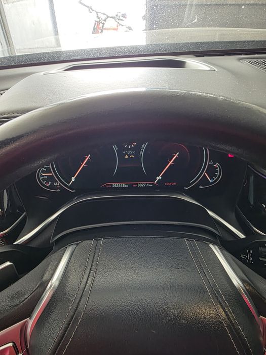 Vânzare autoturism BMW culoare neagră