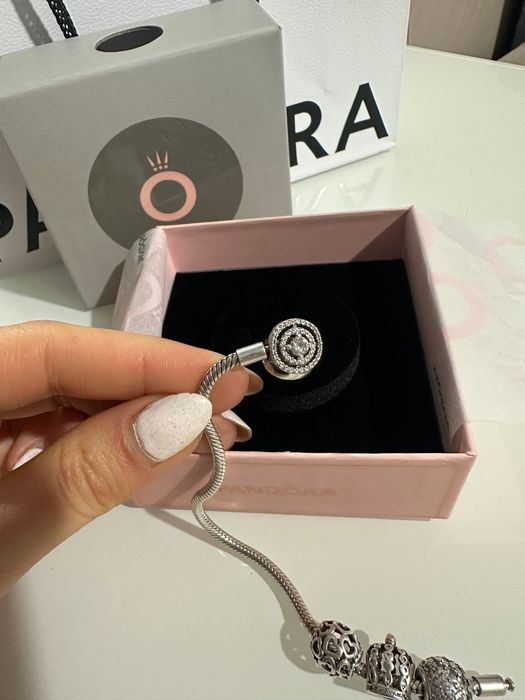 Гривна Pandora - Пътеката на живота