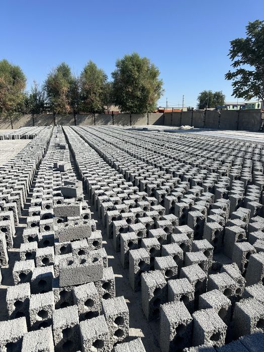 Шлакоблок строительный